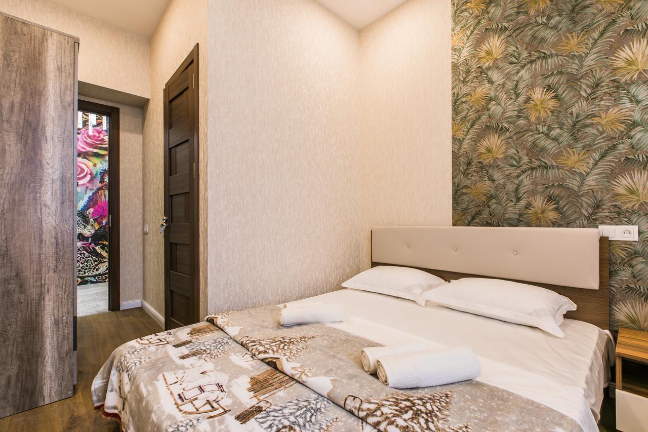Sweet Home 6 Vip Rustaveli Avenue Tbilisi Esterno foto