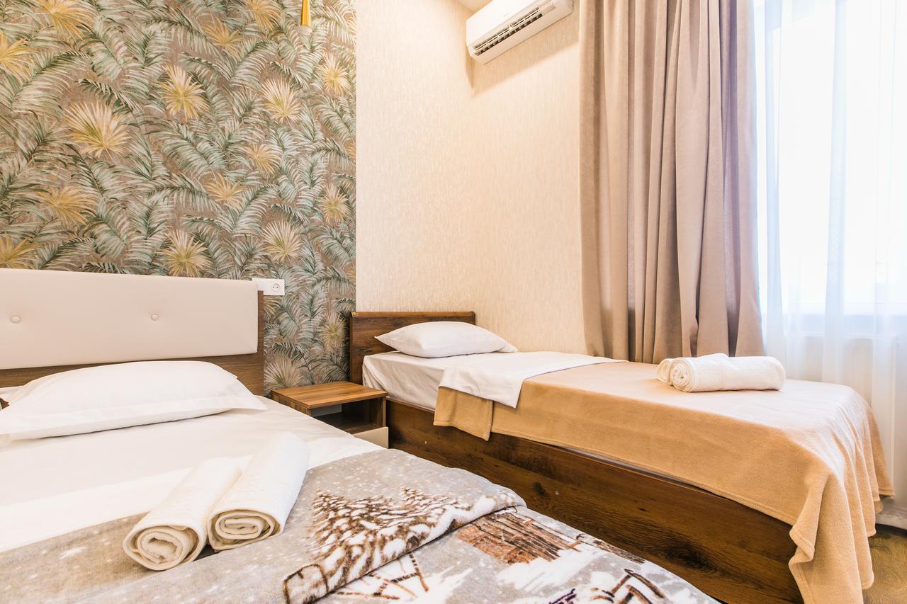 Sweet Home 6 Vip Rustaveli Avenue Tbilisi Esterno foto