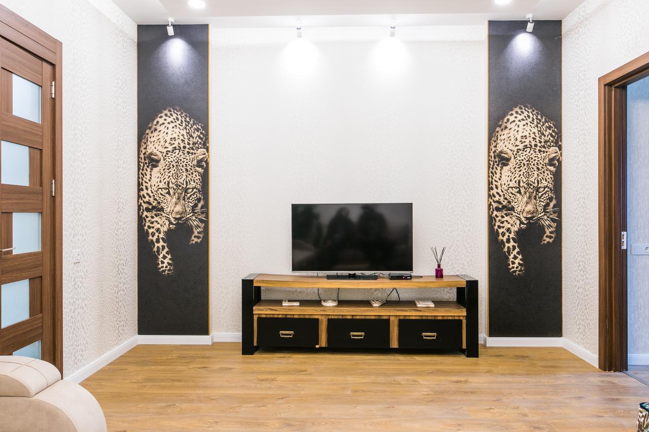 Sweet Home 6 Vip Rustaveli Avenue Tbilisi Esterno foto